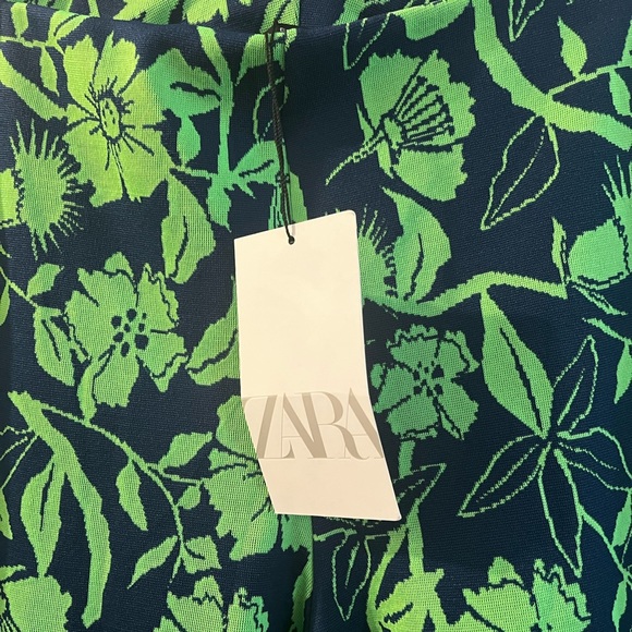 Zara bottoms - Picture 3 of 4